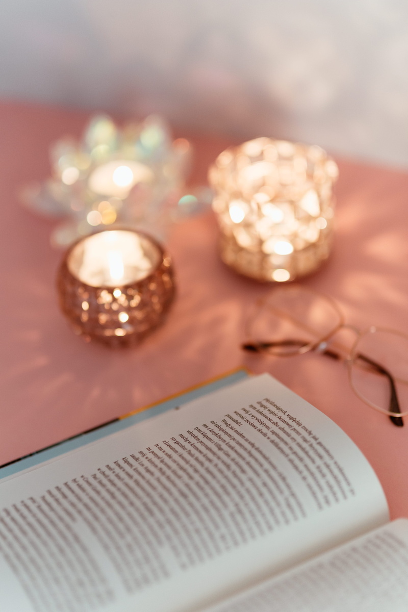 jewelry, selective focus, paper, education, pink backgound, table, learning, background, open, communication, food and drink, pink, 5K, publication, illuminated