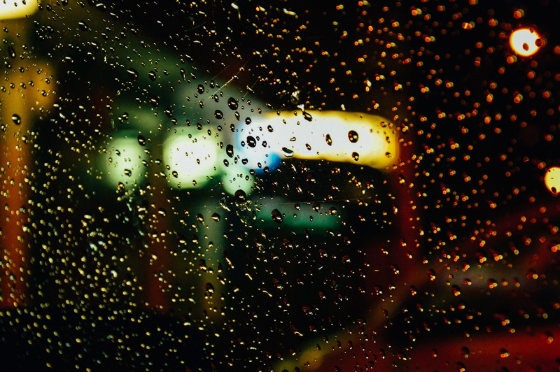 glass sheet, sheet, mode of transportation, 5K, windshield, night, driving, raindrop, visibility, raindrops, glass, car, no people, water, weather, vehicle interior