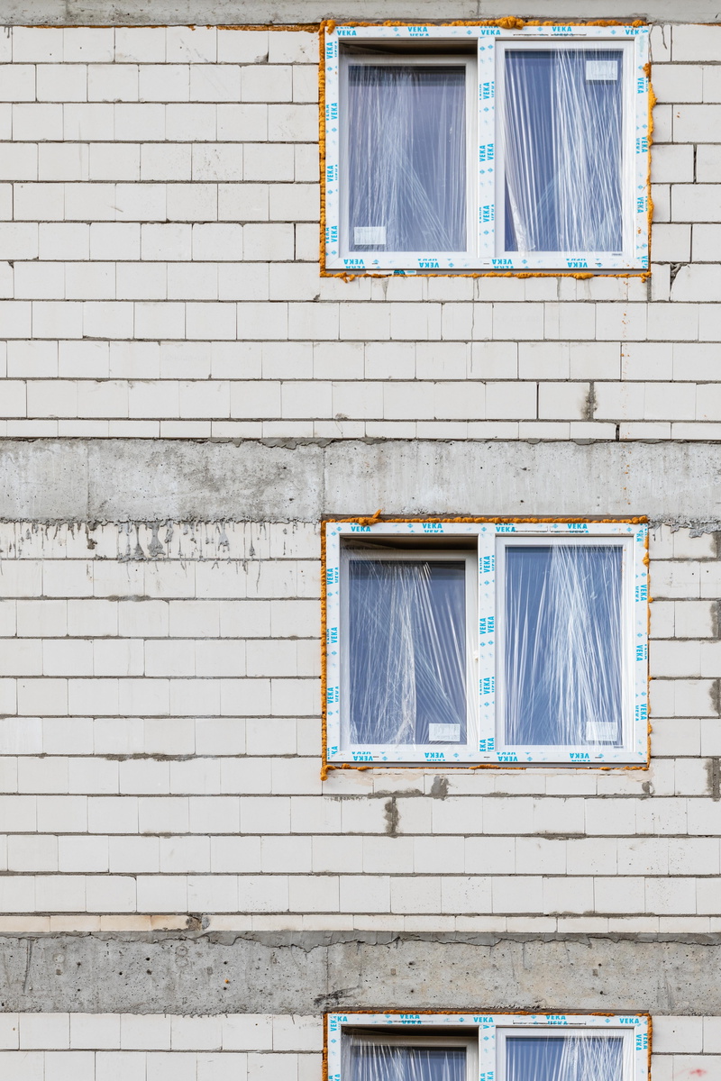 wall - Building Feature, residential Building, shutter, foil, nearly built, built Structure, urban Scene, old-fashioned, white, apartment exterior, plaster