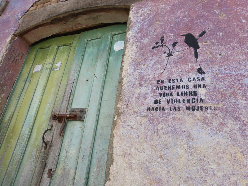 wall, building exterior, el salvador, security, house, old, 2K, no people, women, building, wall - building feature, door, protection, hauswand, animal themes