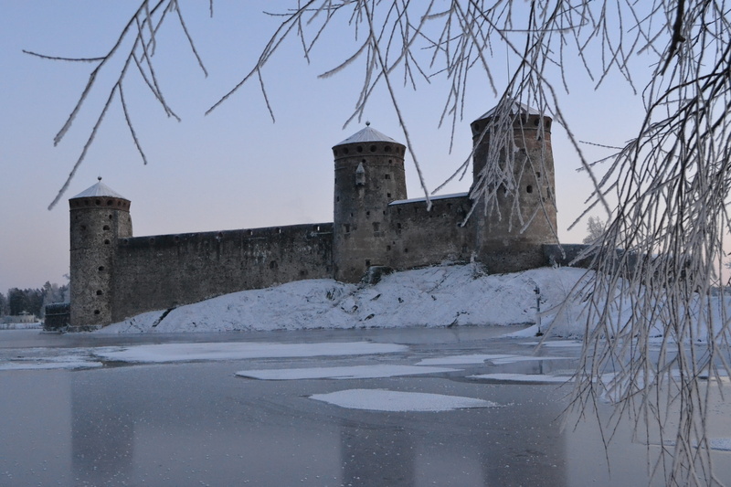 building, frozen, built structure, winter, visitfinland, 4K, outdoors, ice, finland, parastasavonlinnassa, monument, olavinlinna, olofsborg, architecture