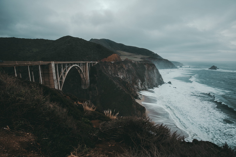 arch, mountaineer, outdoors, daytime, nature, wilderness, mountain, land, mountain top, sea, bridge, foggy, moody, amazon, oceanwafe, no people, gray, ocean
