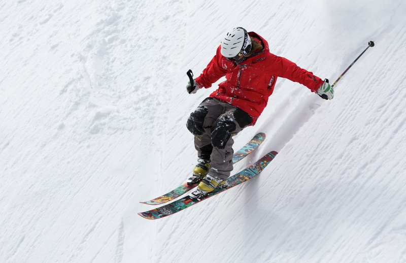 ski holiday, fun, cold, leisure, playing, risk, tour, helmet, snow, powder snow, dom, mountain, winter sport, ski, ski-wear, sports equipment, vacations
