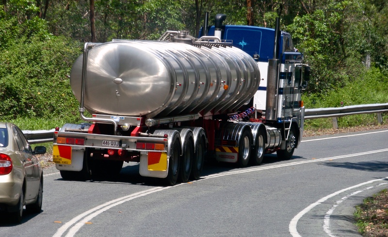 nature, truck, traffic, no people, storage tank, heavy, commercial land vehicle, bend, tree, motor vehicle, road, vehicle trailer, mode of transportation