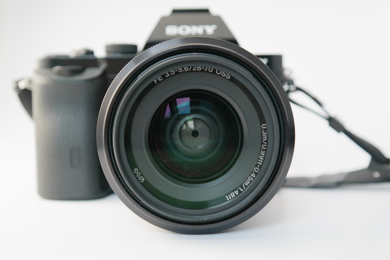 electrical equipment, camera, photographer, studio shot, lens - eye, sony, Zoom Lens, close-up, still life, focal length, aperture, home video camera, photography