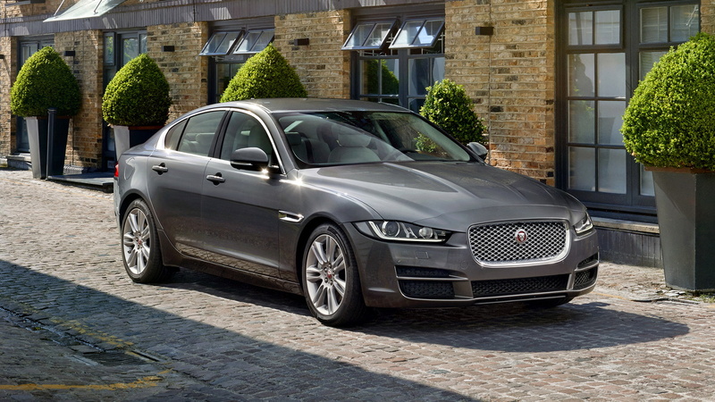 jaguar xe, grey, car, sedan, house, 1080P, 2015, jaguar, xe