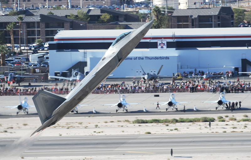 nature, street, beach, 1080P, leisure activity, lifestyles, lockheed martin f 22 raptor, day, real people, large group of people, crowd, group of people