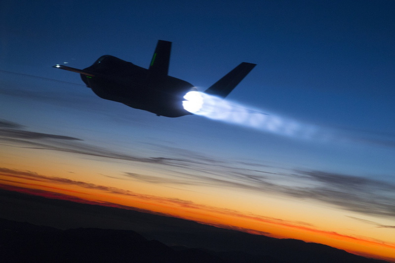 jet sunset clouds lockheed martin f 35 lightning ii, low angle view, travel, nature, air vehicle, aerospace industry, sky, dusk, sunset, cloud - sky, illuminated