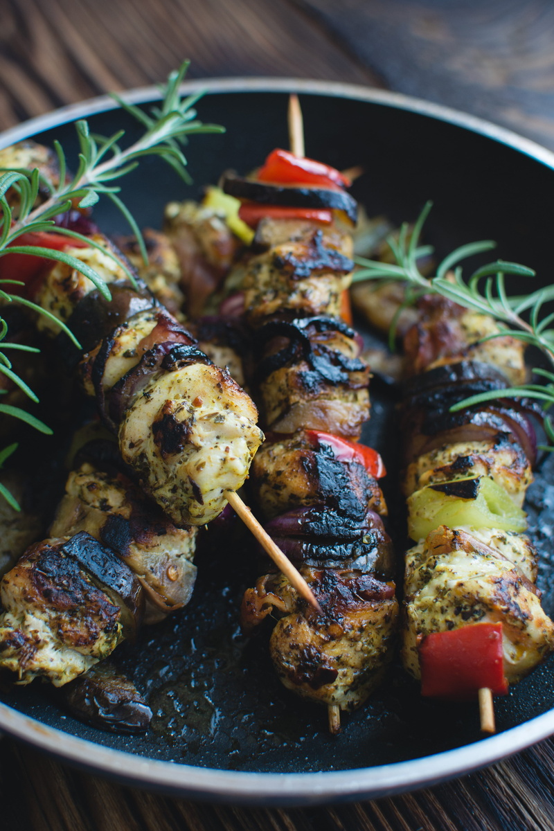 paleo, Chicken, steak, close-up, cooked, roasted, still life, selective focus, wooden, wellbeing, crockery, cooking, indoors, barbecue, food, gourmet, ready-to-eat