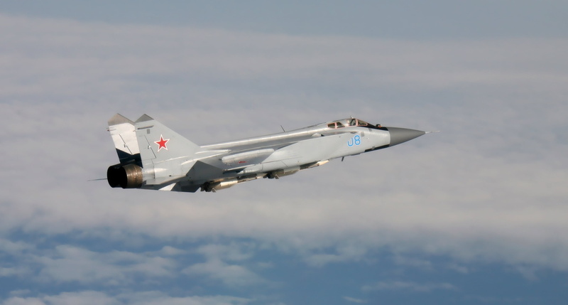 sky, airplane, Mikoyan and Gurevich, weapons, The MiG-31, Fighter, military airplane, the sky, aircraft, cloud - sky, low angle view, interceptor, on the move