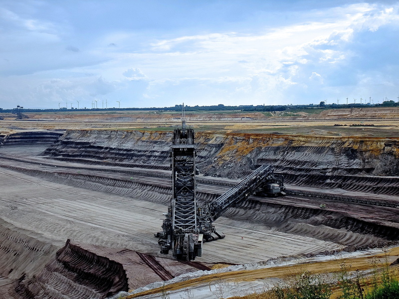 architecture, destruction, built structure, machinery, 2K, quarry, sky, metal industry, excavators, landscape, industry, outdoors, sunlight, non-urban scene