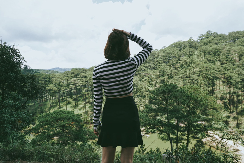 one Person, 2K, nature, lifestyles, leisure activity, caucasian Ethnicity, beauty in nature, women, time Of Day, viewpoint, day, outdoors, adults only