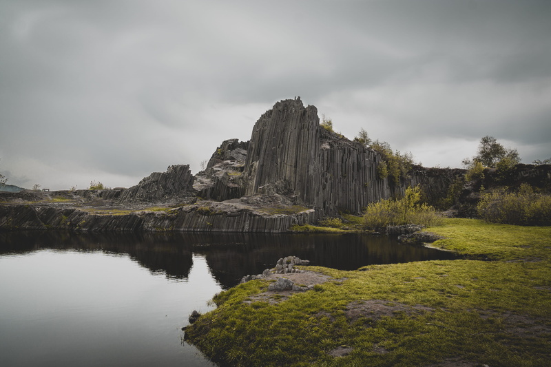cliff, algae, solid, beauty in nature, plateau, non-urban scene, rock formation, igneous, cloud - sky, 5K, day, water, land, no people, moss, rock - object