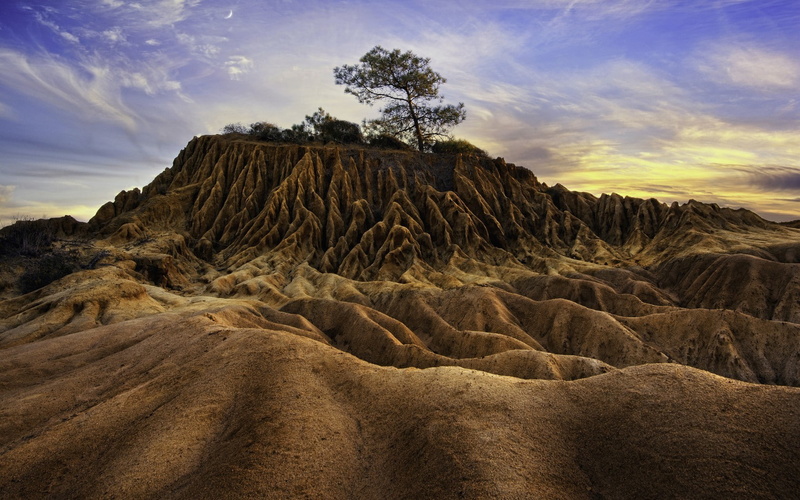 landscape, climate, arid climate, land, environment, tranquility, beauty in nature, sky, formation, scenics - nature, no people, nature, outdoors, badlands national park