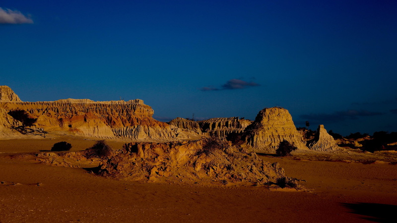 blue, sand, sand formation, nature, horizon, sky, geology, night, outdoors, rock, climate, willandra lakes region, remote, physical geography, mountain