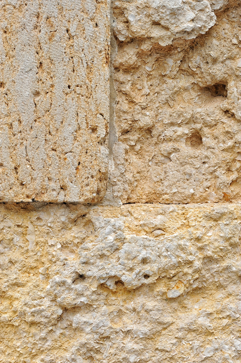 damaged, building exterior, no people, stone material, paint, textured, building, weathered, full frame, bricks, pattern, stone wall, old, historian, architecture