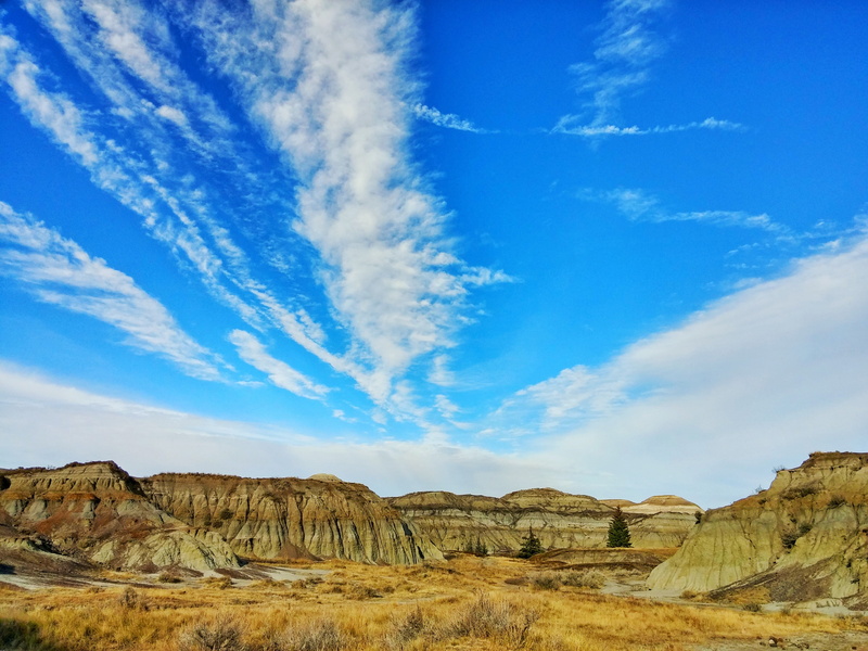 scenic, desert, mountain range, sky, sedimentary, arid climate, summer, 4K, alberta, canyon, scenics - nature, no people, rock - object, drumheller, scene