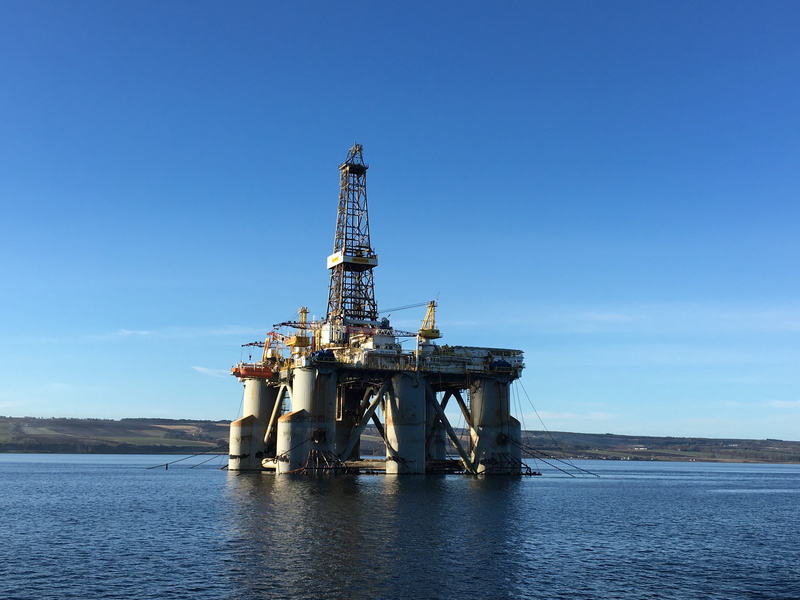 waterfront, 4K, blue, fuel and power generation, drilling rig wilhunter, drilling rig, invergordon, sky, outdoors, schifffaht, scotland, day, crane - construction machinery
