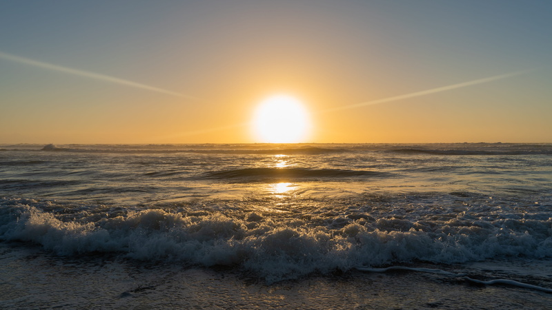 ocean, sunrise, light, wave, sun, motion, 4K, aquatic sport, orange, landscape, sea, sunset, surfing, scenics - nature, horizon over water, yellow, nature