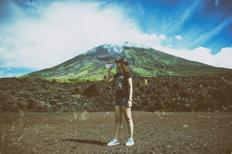 lifestyles, landscape, casual, girl, leisure, travel, land, leisure activity, human arm, female, beauty in nature, casual clothing, adventure, person, Mayon
