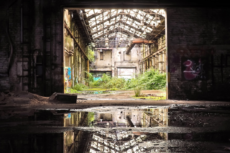 weird, obsolete, destruction, architecture, mirroring, lost places, 4K, decline, threatening, puddle, deterioration, pforphoto, factory building, dark