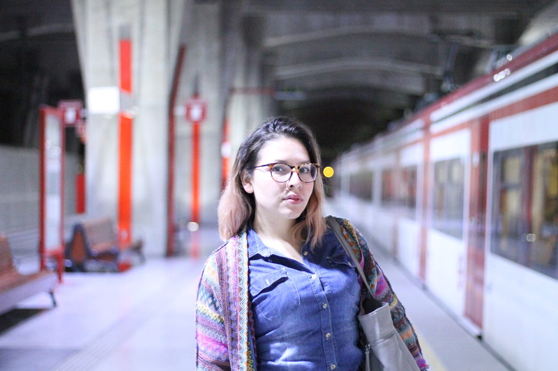young women, architecture, beautiful woman, beauty, 2K, eyeglasses, leisure activity, looking at camera, city, portrait, glasses, tlalnepantla de baz