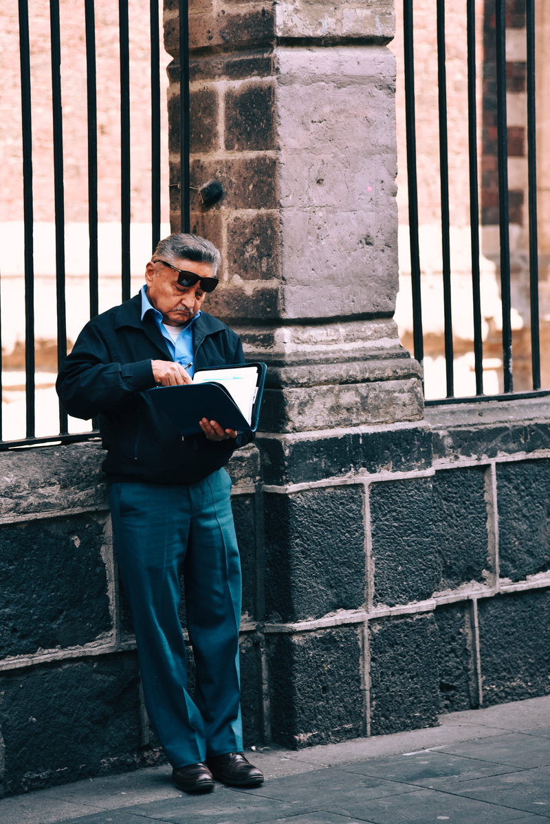pants, gentleman, full length, man, sleeve, outdoors, day, overcoat, apparel, black, person, standing, clothing, looking, cdmx, shorts, holding, footwear