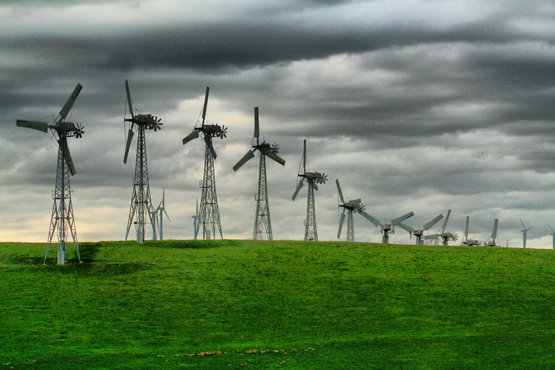 cloudy, sky, electricity, power Supply, green grass, alternative energy, turbine, moulin à vent, power, Windmills, generator, dark  day, I-580, green, wind Turbine