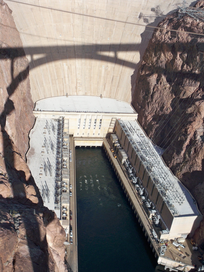 electricity, high angle view, hoover, rock - object, water, 2K, energy, building exterior, architecture, landmark, dam, hydroelectric, travel, travel destinations