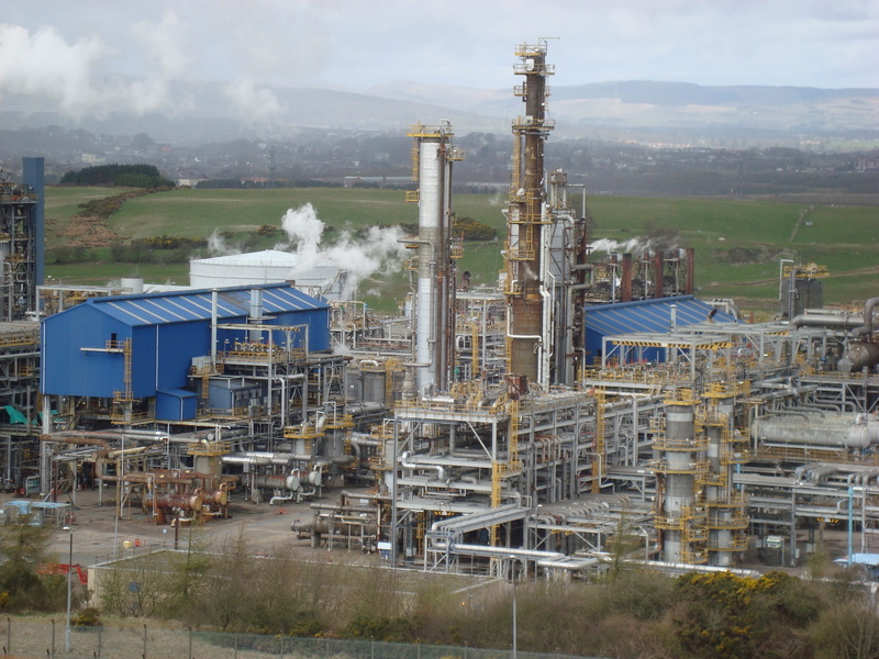 land, petrochemical plant, environment, smoke stack, building exterior, day, Refinery, industrial equipment, Plant, smoke - physical structure, built structure
