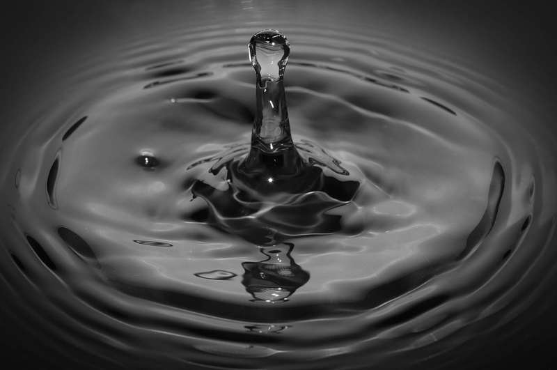 geometric shape, circle, liquid, clear, water, high-speed photography, purity, ripple, no people, rippled, droplet, freshness, black-and-white, splashing