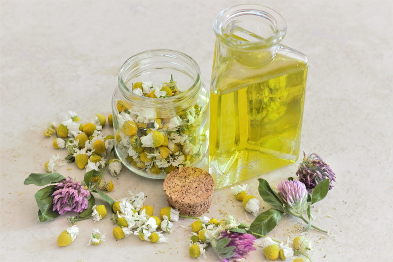 olive oil, freshness, alternative, purple, treatment, massage, chamomile, flowering plant, nature, food, health, natural, oil, spa, herb, flower head, wellbeing