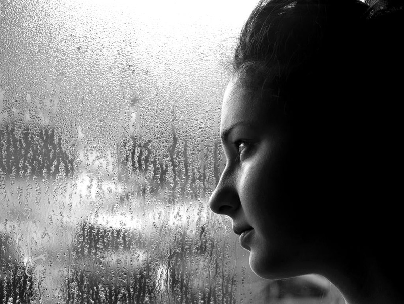 one person, looking away, nature, depression - sadness, human face, profile view, glass, rainy season, girls, glass - material, real people, indoors, portrait