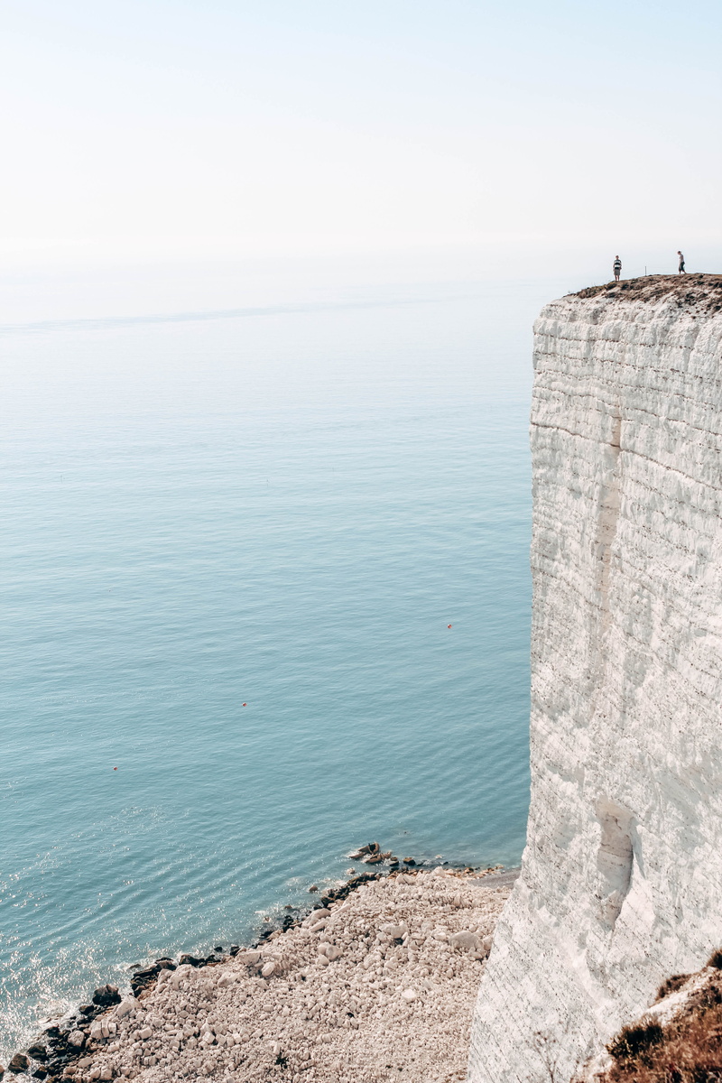 beach, monastery, ocean, architecture, no people, sky, whitecliffsofdover, dover, 5K, scenics - nature, promontory, land, rock formation, cliffs, building