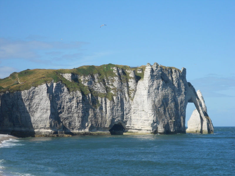beauty in nature, 4K, tranquility, non-urban scene, no people, rock formation, waterfront, tranquil scene, rock, normandy, rock - object, etretat, day
