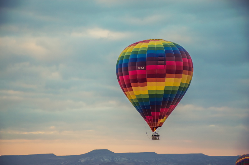 flying, no people, balloon, multi colored, mountain, cappadocia, turkey, transportation, nature, clouds, colours, göreme, türkiye, scenics - nature, kapadokya