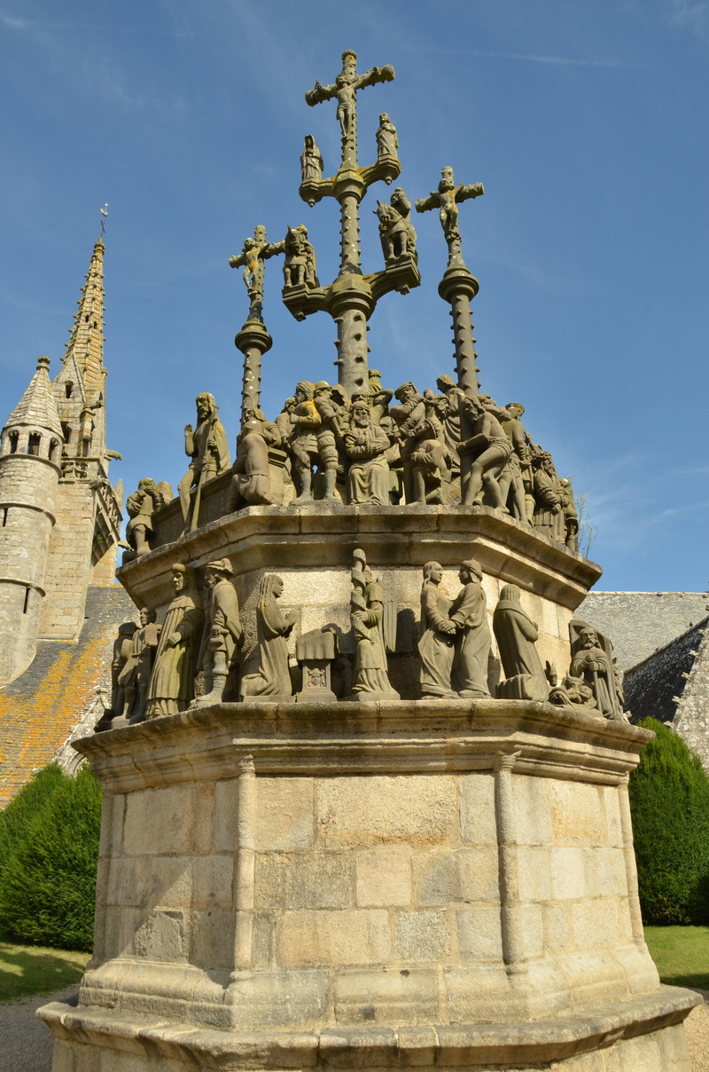 building exterior, sculpture, low angle view, christianity, creativity, golgotha, architecture, belief, representation, christ, ornate, church, art and craft