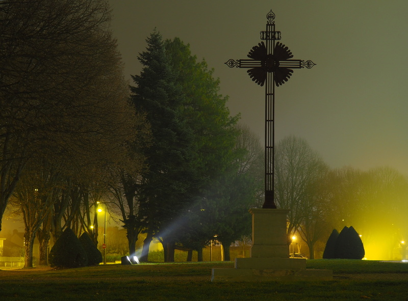 religion, shadow, travel destinations, built structure, spirituality, place of worship, architecture, lighting equipment, calvary, illuminated, park, no people