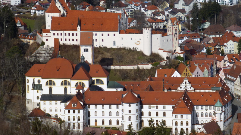 roof, townscape, house, Calvary, crowded, Panorama, tree, day, religion, city, built structure, residential district, building, st mang abbey, Füssen, building exterior