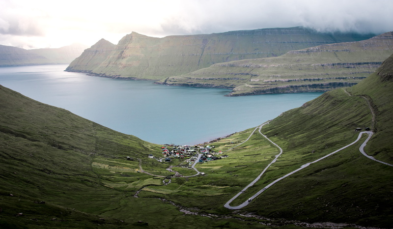 hiking, beauty In Nature, photography, lake side, road, grass, islnad, mountain Peak, 5K, europe, sea, water, body, lake, mountain Range, summer, island