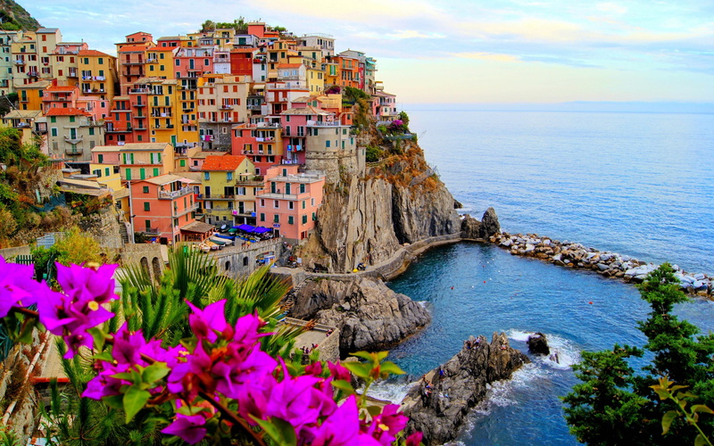 outdoors, building, built structure, nature, city, water, day, plant, sky, landscape, 4K, Manarola, multi colored, house, colorful, architecture, beach