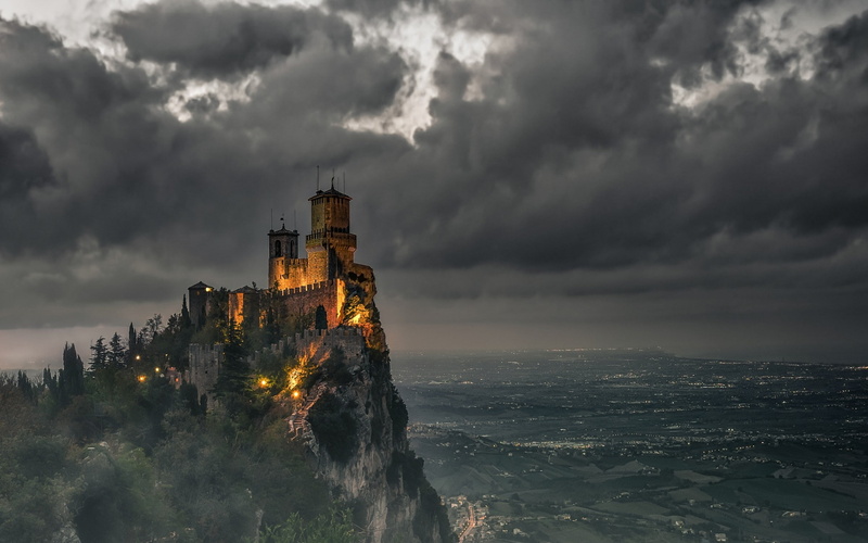 landscape, valley, castle, mist, sky, clouds, mountains, shrubs, San Marino, lights, 1080P