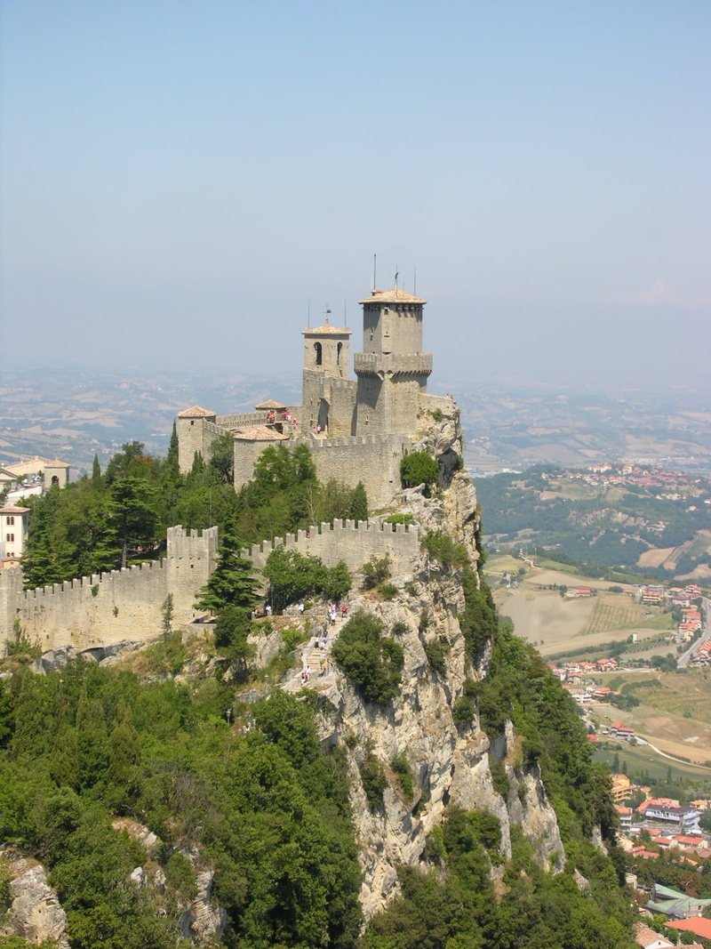 europe, no people, san marino, nature, day, tree, fort, building exterior, emilia romagna, ancient, history, plant, built structure, city, mountain, outdoors