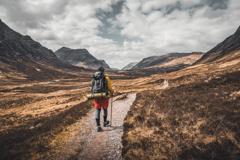 hiking, road, 5K, dirt road, human, travel, one person, fort william, nature, camping, scotland, adventure, hike, environment, beauty in nature, bag, sky