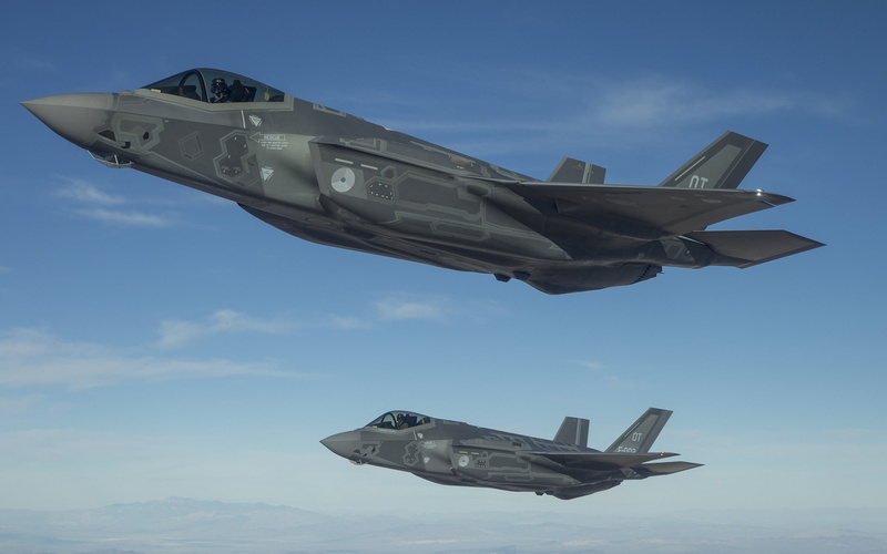 air vehicle, flying, aerospace industry, military airplane, plane, Lockheed Martin F-35 Lightning II, fighter plane, low angle view, military, 1080P, motion