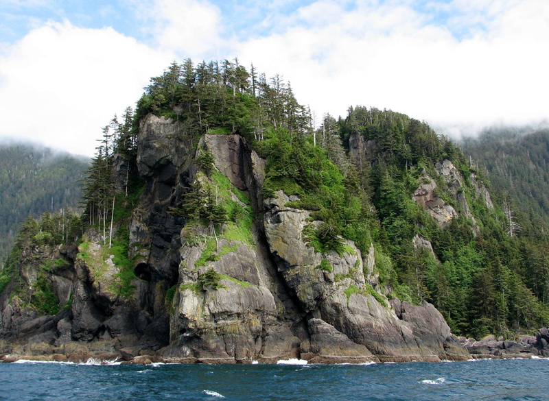 mountain, skidegate, moss, nature and landscapes, cool, nature, 1080P, haida, british, green, narrows, lake, columbia, gwaii