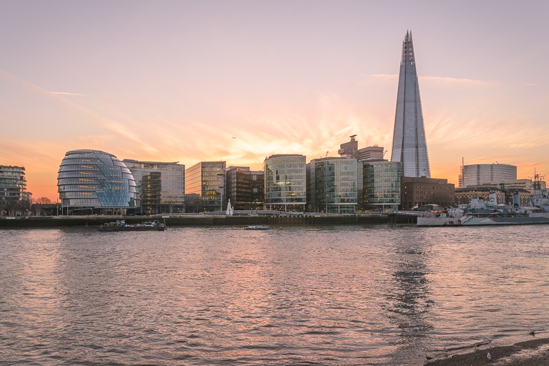 night, attraction, river, evening sky, united kingdom, british, high, waters, glass pyramid, london, 2K, famous Place, capital, skyline, stone house, landmark