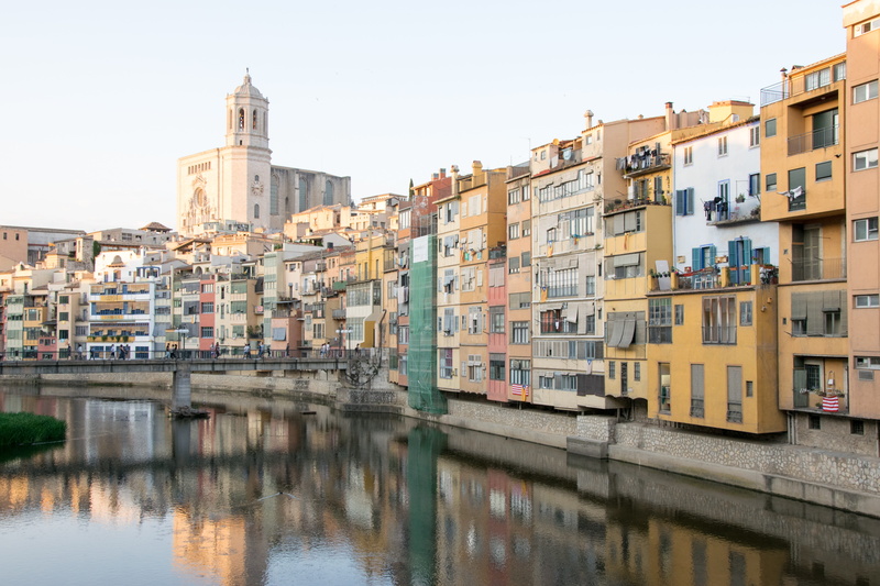 5K, multi colored, catalunya, Spain, architecture, urban landscape, apartment, River, nature, row house, building exterior, no people, reflection, sky