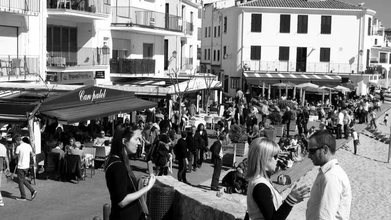 men, city life, catalonia, houses, outdoors, mediterranean, restaurants, leisure activity, beach, lifestyles, building, large group of people, market, group of people
