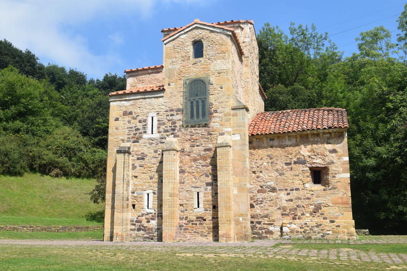 history, outdoors, nature, belief, oviedo, built structure, the past, plant, asturias, building, no people, stone wall, place of worship, grass, architecture
